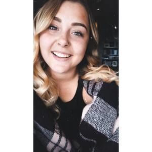 Meet your Posher, Michaela